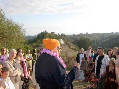 His Divine Grace and the devotees on the hill in 2007
