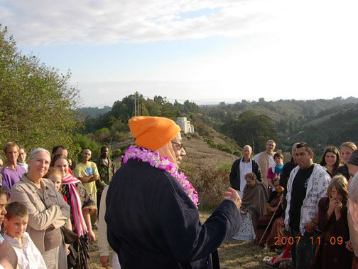 Srila Gurudev explains that this hill is a memorial to Sri Govardhan.