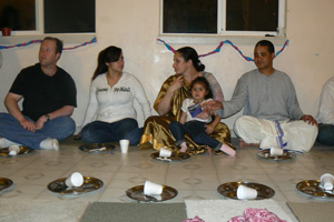 Laksman Prabhu, Chitra Devi Dasi, Krishnapriya Didi, young Sivani and Shambhunath Prabhu.