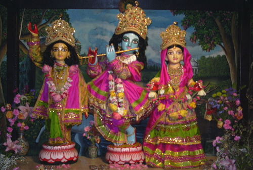 Their Lordships Sri Sri Guru Gauranga Gandharvika Giridharijiu.