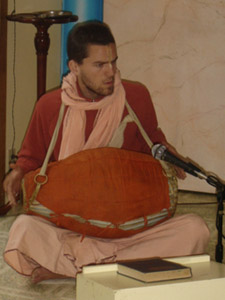 Kamal Krishna Prabhu playing the Mrdanga during the very enthusiastic Kirtan after the initiation