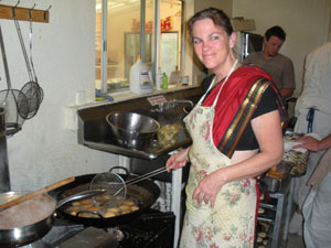 Cooking kacoris.
