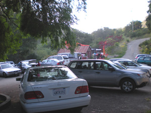 As the devotees gathered the parking lot filled up....