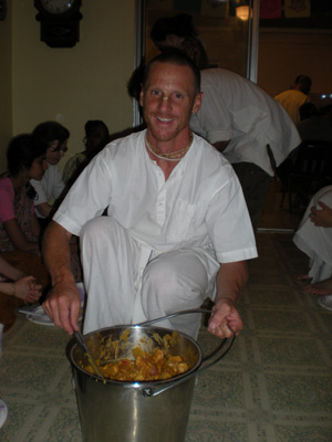 Giridhari Prabhu serves another sabji.