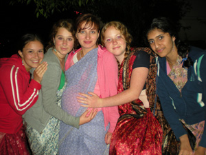 Jahnavi, Krishnapriya, Mallika, Devaki and Rohini Devi Dasis.