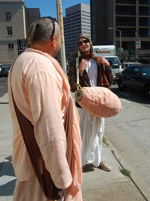 Avadhut Maharaj and Prem Narayan Prabhu.