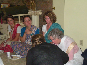 Ashapurna, Rey Kisori, Jenny and Sri Lekha Didis.