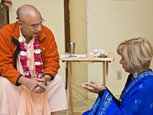 Sripad Janardan Maharaj gives guidance on chanting and the meaning of taking initiation. 