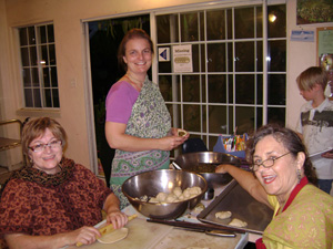 Jashomati, Krishna Kanti and Rasangi Didis on samosa rolling duty.