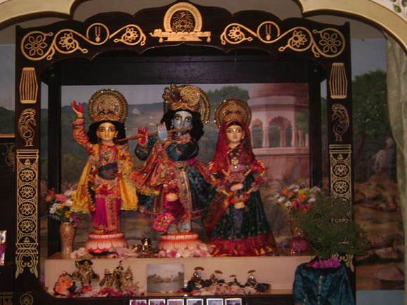 Their Lordships   Sri Sri Guru Gauranga Gandharvika Giridhari Jiu