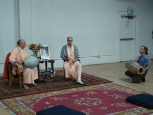 After the talk the kirtan began.