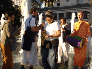 Even the bystanders were smiling and charmed by the sweetness of the devotees mood.