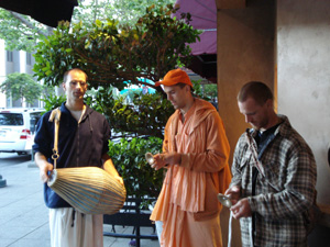 Giridhari Prabhu (from Hungary), Kamal Krishna Prabhu and our Santa Cruz Giridhari Prabhu.