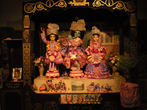 Their Lordships  Sri Sri Guru Gauranga Gandharvika Giridhari jiu!