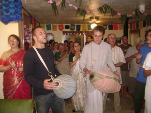 Vyasa Prabhu and his brother Dhruva played the mrdanga during Kirtan