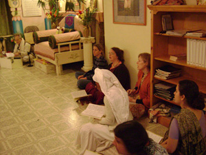 Laksmipriya, Braja Mohini, Mahadevi Didis and guests.