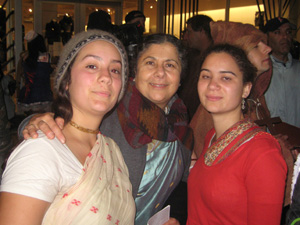 Mahadevi, Kalindi, and Ashapurna Didis.  
