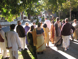 Then they crossed the street for a photo.