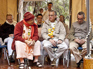 Srila Janardan Maharaj, Sripad Hasyapriya Prabhu, Sripad Srutasrava Prabhu and Sripad Sarvabhavana Prabhu