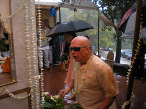 Ramai Prabhu gets drenched.