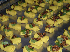 Krishna Priya didi made Khandvi.