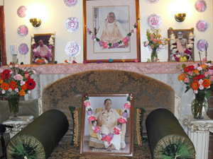 The vyasasan of Srila Bhakti Sundar Govinda Dev-Goswami Maharaj.