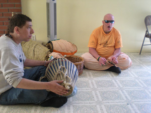 Ajita Krishna Prabhu drove down from Northern California and arrived in time to join Ramai Prabhu in singing the Bhoga Arotik song for Their Lordships.